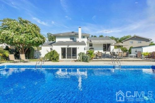 3 Throckmorton Ct, Old Bridge NJ 08857 exterior