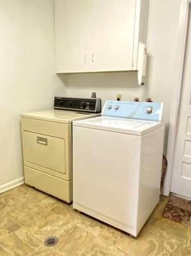 2623 51st St, Galveston TX 77551-5614 exterior