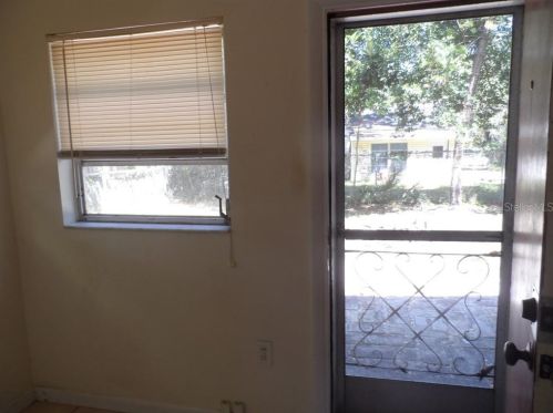 213 Minnehaha St, Tampa FL 33604-5737 exterior