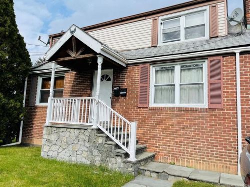 69 Maple St, Norwalk, CT 06850-3626