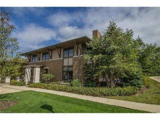 1393 Slate Ct, Cleveland OH  44118-1409 exterior