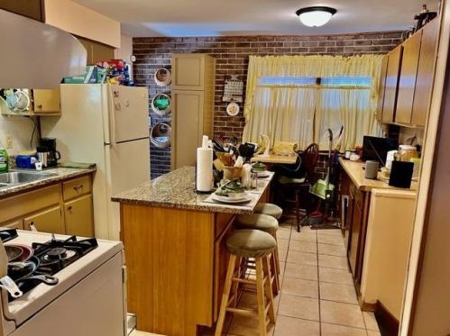 14331 Lincoln Ave, Dolton IL 60419-2341 exterior