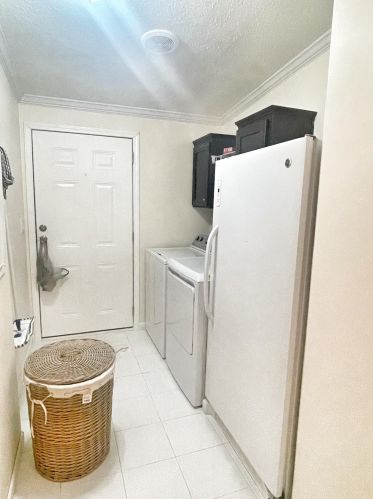 127 James Ct, Defuniak Springs FL exterior