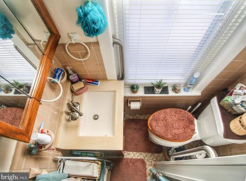 7132 Bryan St, Philadelphia PA 19119-1635 exterior