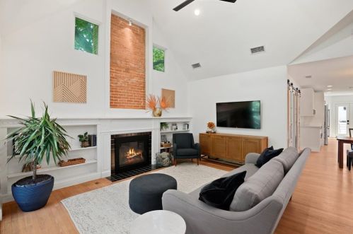 7239 Casa Loma Ave, Dallas TX 75214-4006 exterior