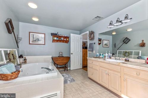 265 Old State Rd, Limerick PA 19468-3214 exterior