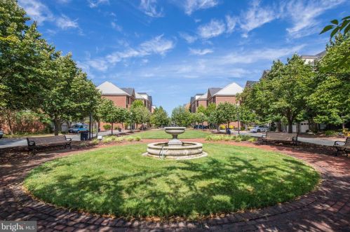 311 Cameron Sta Blvd, Alexandria VA 22304-8600 exterior