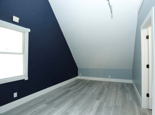 3237 Booth St, Milwaukee WI 53212-2135 exterior