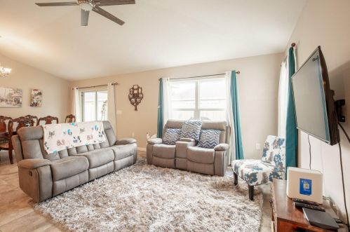 5690 Pine Trail Cir, Fort Pierce FL exterior