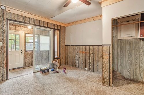 236 James St, Allegan MI 49010-1428 exterior