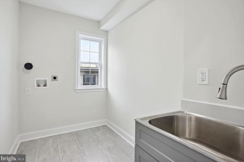 401 Boyd Ave, Silver Spring MD 20912-5404 exterior