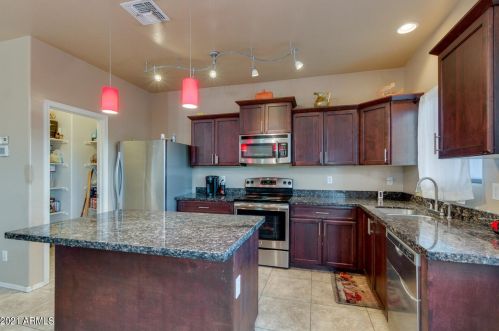 4903 4 Ave, Phoenix AZ 85041-5741 exterior