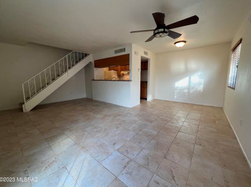 6682 Calle Alegria, Tucson, AZ 85715-4034
