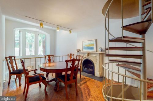 2319 Delancey Pl, Philadelphia PA 19103-6406 exterior