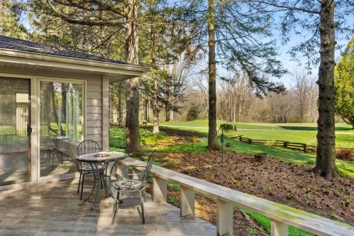 3432 Branch River Rd, Manitowoc, WI 54220-9474