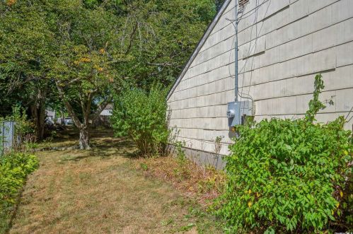 218 Fruitwood Ln, Central Islip NY 11722-2502 exterior