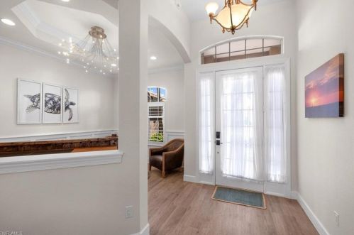 8761 Mustang Is Cir, Naples FL 34113-1640 exterior