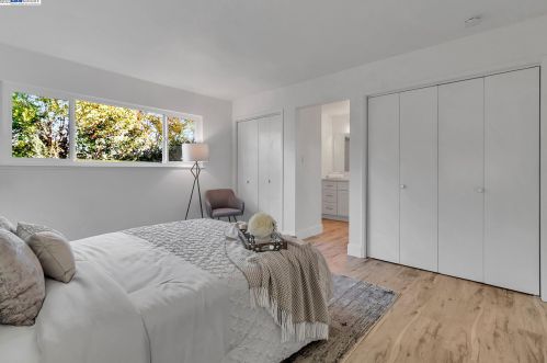 2850 Madeira Way, Concord CA  94523-2023 exterior