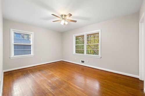 5820 Greenbrier Rd, Atlanta GA 30328-5215 exterior