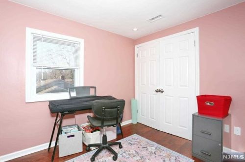 309 Elm St, Oradell NJ  07649-2261 exterior