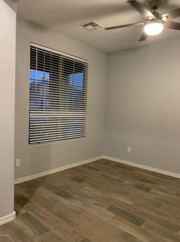 7422 28th Pl, Phoenix AZ  85042-7111 exterior