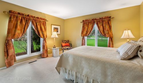 7125 Braemar Cir, Bull Valley IL 60014-6603 exterior