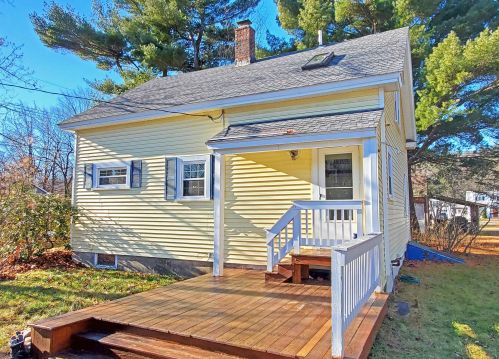 5 Gage St, Concord, NH 03303-1315