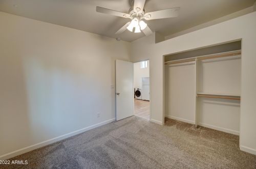 7814 11th Ave, Phoenix AZ  85021-7113 exterior