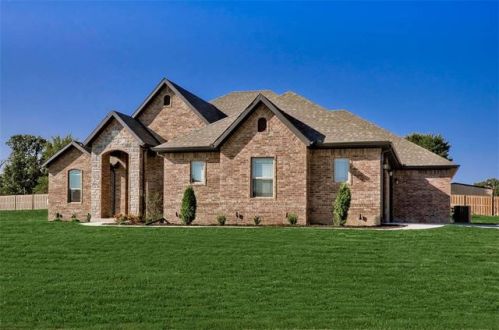 402 Quail Run, Springdale AR  72762 exterior