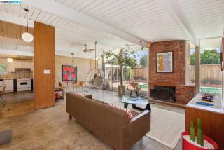 4119 Phoenix St, Concord, CA 94521-1807