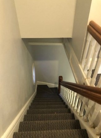 24 Mattoon St, Springfield MA 01105-1715 exterior