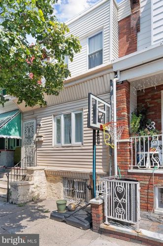 2625 9th St, Philadelphia PA  19148-4528 exterior