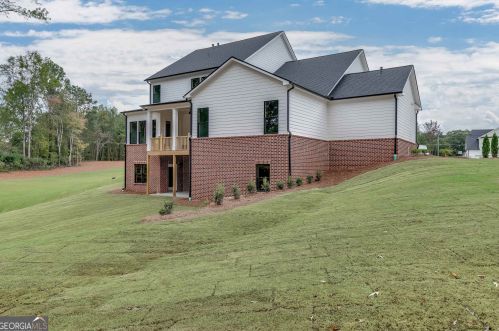 8060 Bethel Rd, Gainesville GA exterior