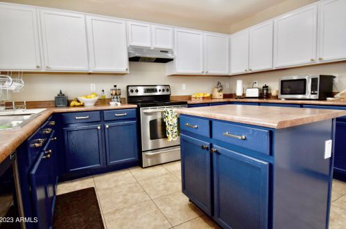 3109 72nd Ln, Phoenix AZ  85043-7822 exterior