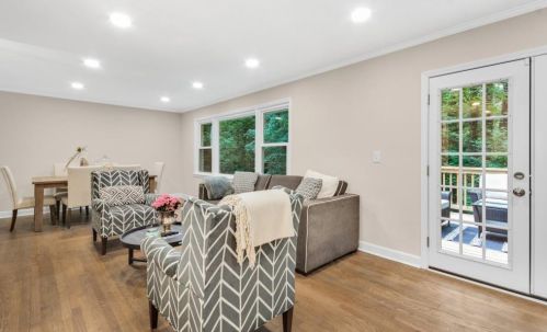 120 Finchley Ct, Atlanta GA  30328-2034 exterior