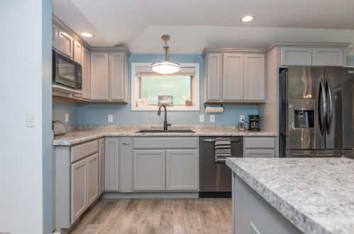 5555 2 St, Kalamazoo MI 49009-8576 exterior