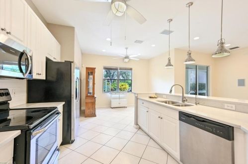 3262 Citron Dr, Naples FL 34120-1470 exterior