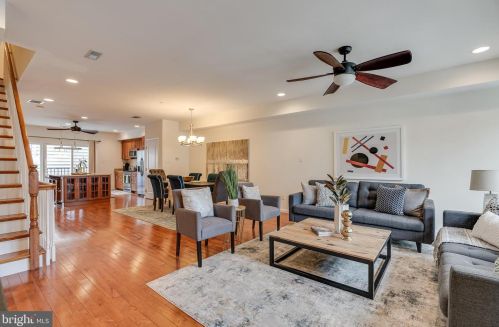 522 Carpenter St, Philadelphia PA 19147-4033 exterior