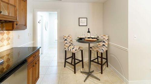 5564 Foxhunt Way, Naples FL exterior