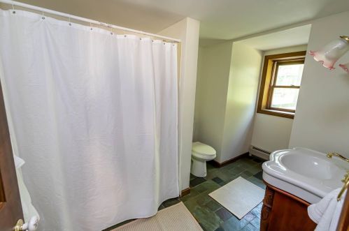 69 Lovering Ave, Concord NH 03307-1200 exterior