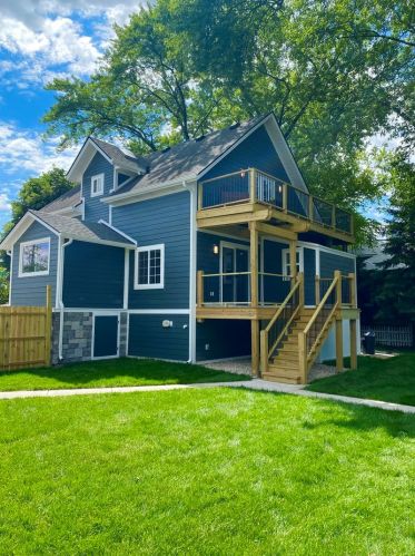 596 Euclid Ave, Elmhurst IL  60126-4336 exterior