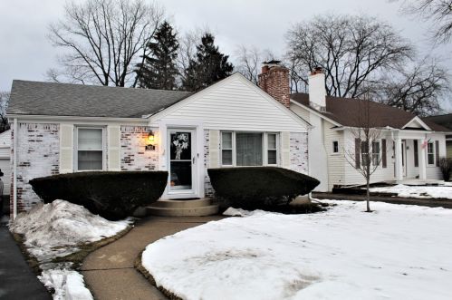 1603 North Ave, Waukegan, IL 60085-1956