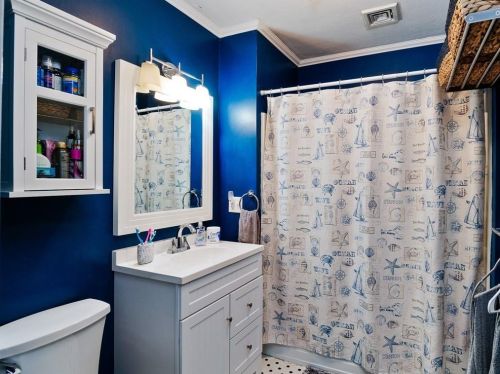 311 Ward St, Woonsocket RI 02895-6323 exterior