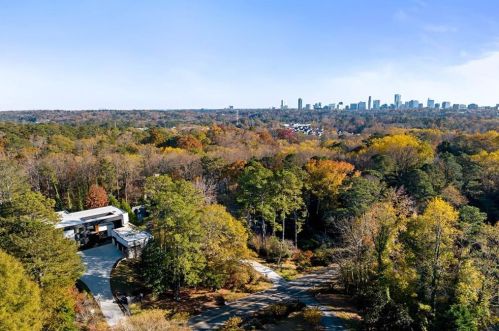 4645 Lake Forrest Dr, Atlanta GA  30342-2537 exterior