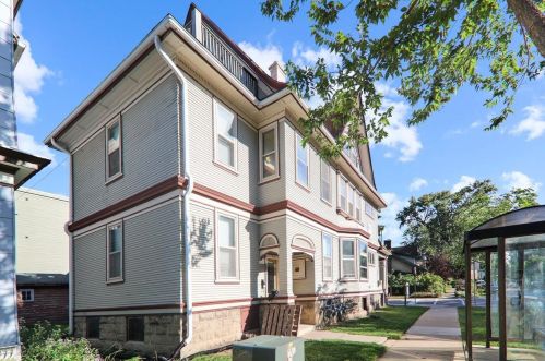 422 Baldwin St, Madison WI 53703-1746 exterior