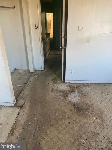 120 6 St, Darby PA 19023-2306 exterior