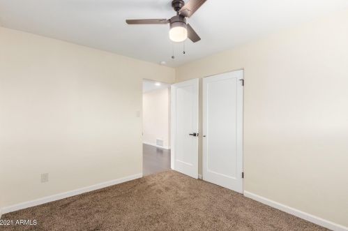 1427 El Camino Dr, Phoenix AZ 85051-4626 exterior