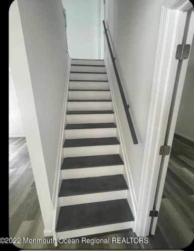 504 Ave, Belmar NJ 07719-2433 exterior