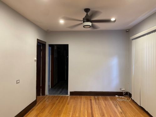 8415 Seeley Ave, Chicago IL 60645-5104 exterior