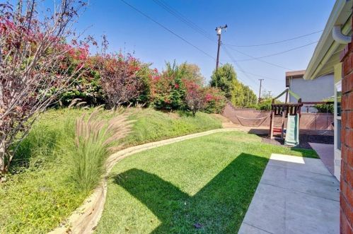 519 Candlewood St, Brea CA 92821-3619 exterior